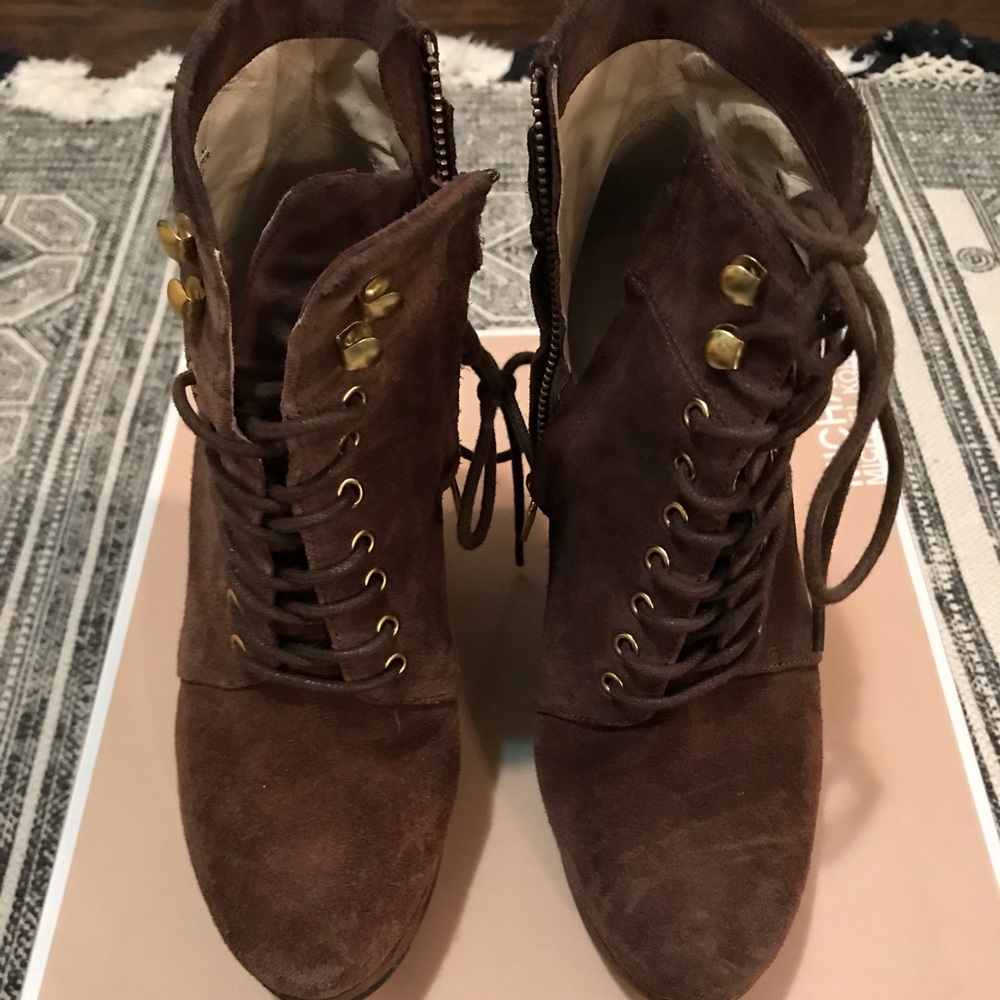 Micheal Kors suede booties